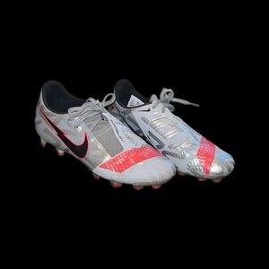 Nike Venom Soccer Cleats